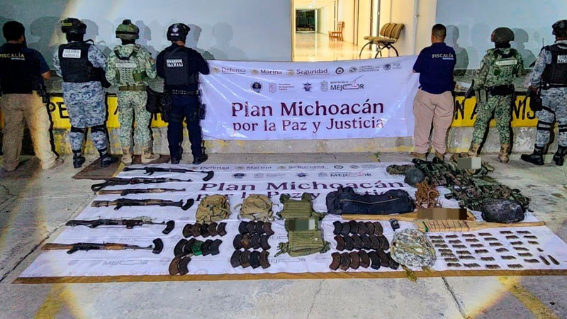 Golpe al crimen en Michoacán; aseguradas 667 armas de fuego en operativos 