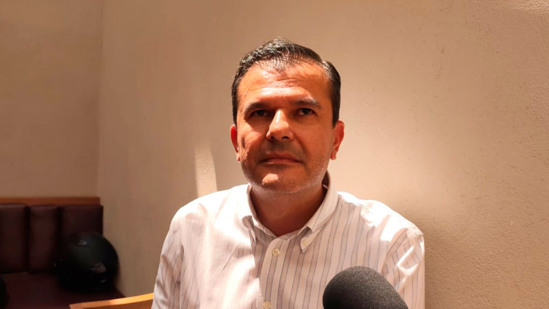 Juan Daniel Manzo cuestiona giras de Grecia Quiroz y pide revisar quién las financia 