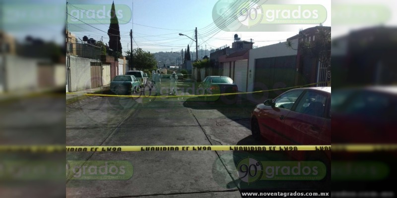 A tiros asesinan a un hombre frente a la Casa de Gobierno de Michoacán - Foto 2 