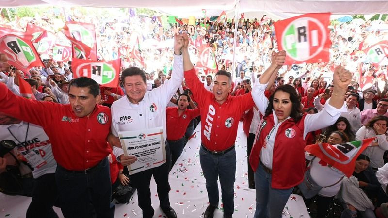 Toma protesta Alejandro Moreno a Defensores de Zacatecas 