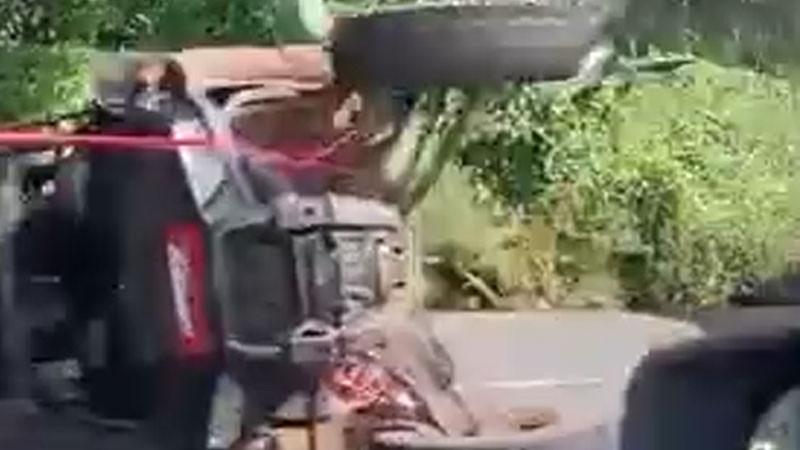 Accidente vehicular en Tangamandapio, Michoacán, deja un muerto