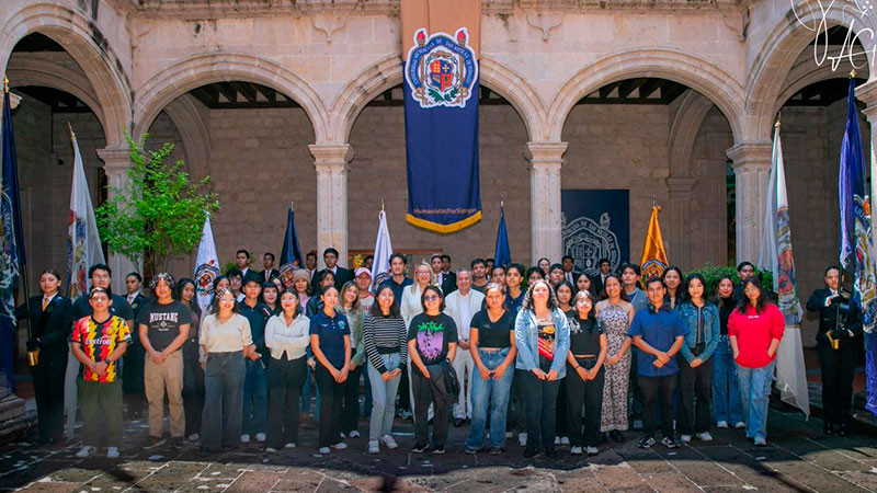 Inédito, UMSNH alcanza el 100 por ciento de matrícula de calidad en administración de Yarabí Ávila 