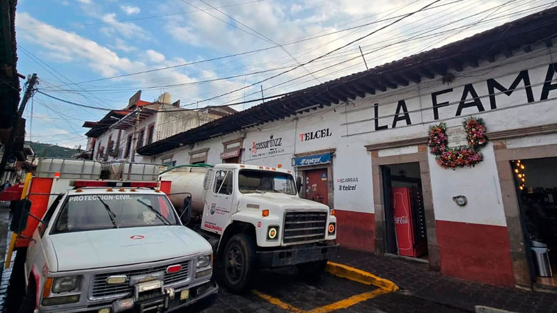 Se incendia tienda de abarrotes en Tacámbaro, Michoacán 