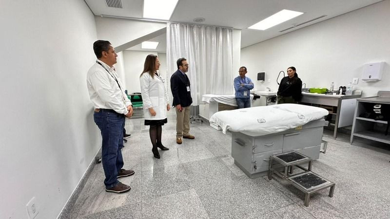 Entrega IMSS Michoacán áreas remodeladas y ampliadas de Urgencias en el HGR No. 1 Charo 