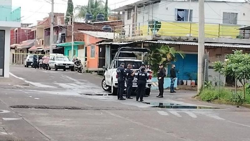 Hombre pierde la vida por impactos de arma de fuego en Uruapan, Michoacán 