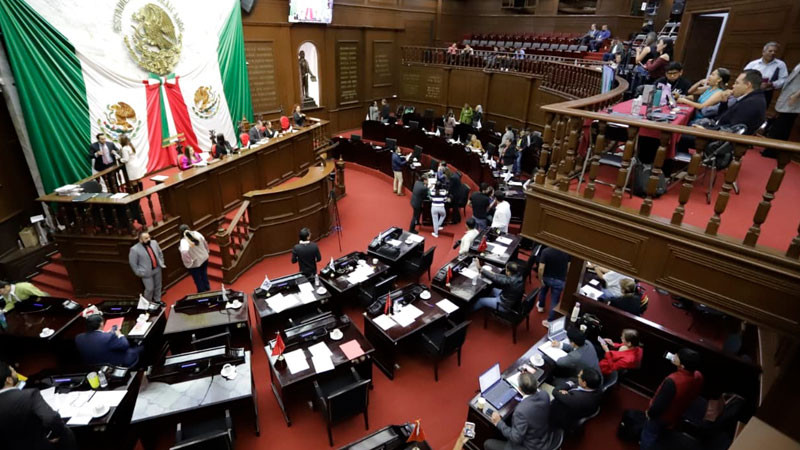 Aprueba Congreso de Michoacán minuta en materia de nacionalidad única para ejercer la titularidad de los Poderes Ejecutivo Federal y Locales 