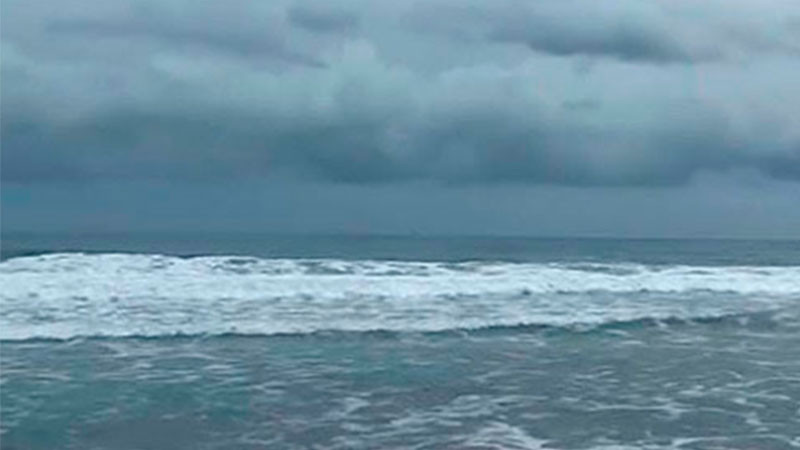 Cierran puertos de Oaxaca a embarcaciones pequeñas ante fuertes lluvias y oleaje 