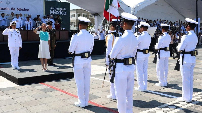 Sheinbaum encabeza festejos del Día de la Armada 