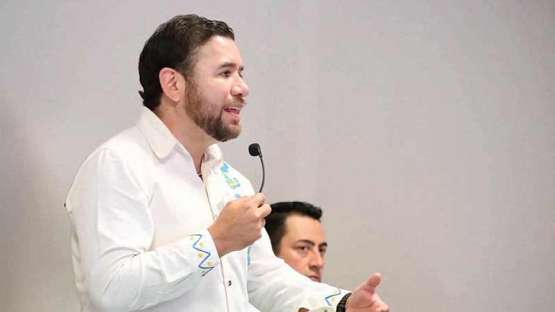 Refrenda Reyes Galindo compromiso con la salud pública en Múgica  