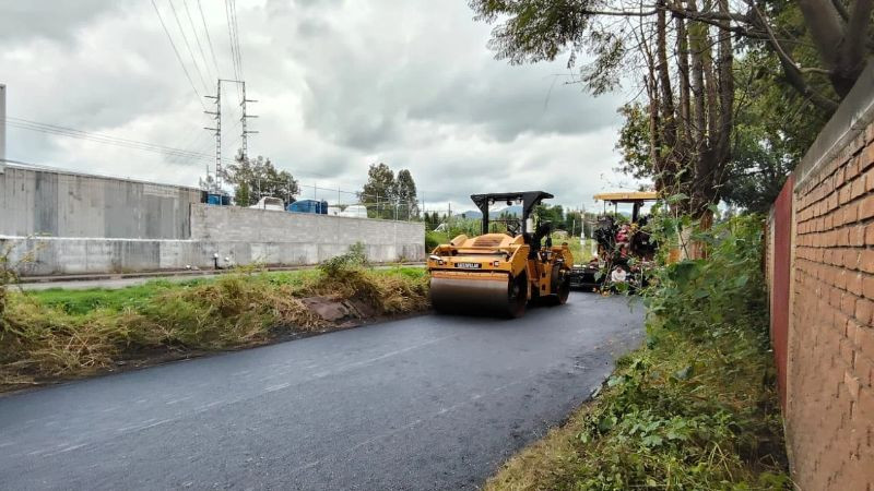 Mejora  Gobierno de Morelia camino al poniente de la ciudad, con colocación de carpeta asfáltica 