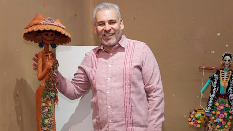 Destaca Bedolla consolidación de la Feria de la Catrina, al pasar de 20 a 260 artesanos 