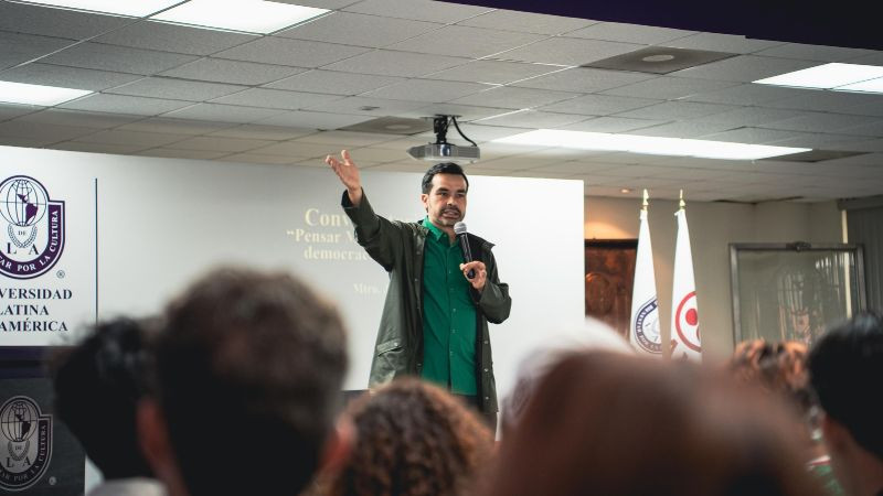 Jorge Álvarez Máynez abre camino a las juventudes; Víctor Manríquez refrenda compromiso de MC en Michoacán 