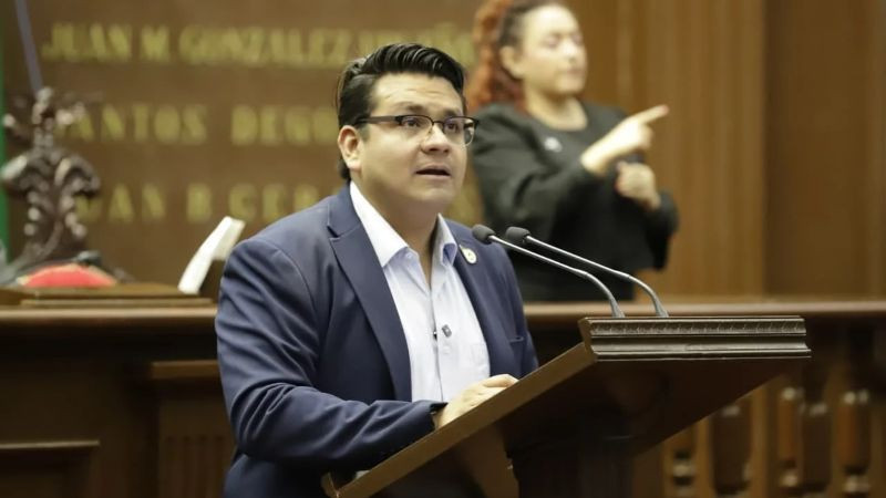 Toño Carreño plantea reformas a la Ley de Salud para atención de lupus y otras enfermedades autoinmunes 