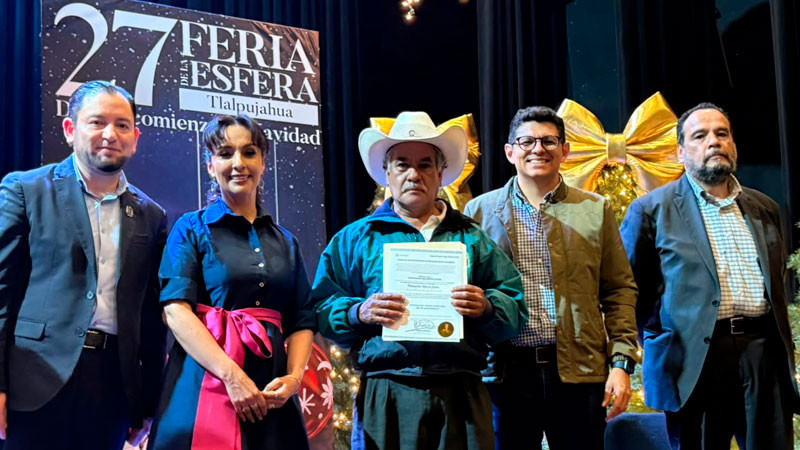 Certifican la autenticidad de las esferas de vidrio soplado de Tlalpujahua 