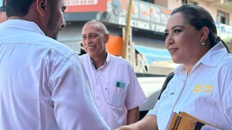 Verónica García refuerza presencia del PRD en Apatzingán; prepara encuentro regional 