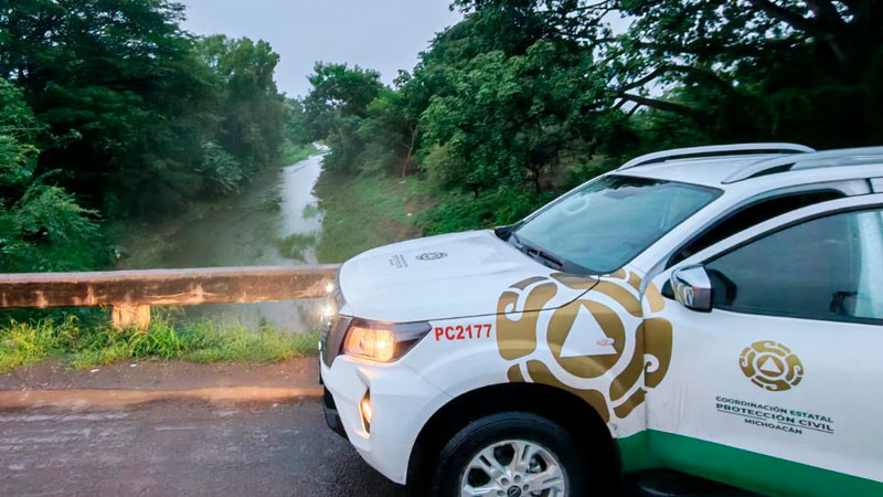 PC estatal mantiene vigilancia ante huracán “Simon” categoría 4; pide Segob suspender corridas de autobuses en la Costa 