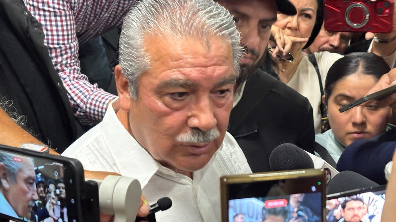 Morón manifiesta desconfianza en encuesta de Morena; dialogará con dirigencia esta semana 