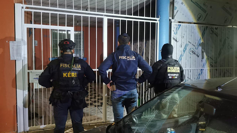 Tras cateo en Morelia, Michoacán  aseguran mil 300 dosis de narcóticos, siete armas de fuego y cinco motocicletas  