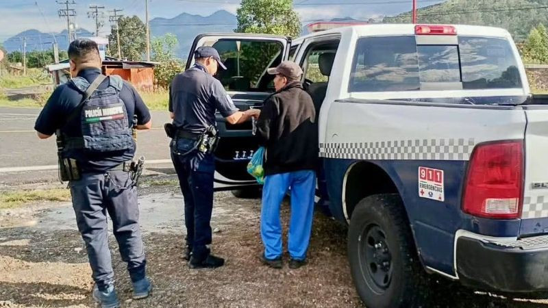 Rescatan a adulto mayor víctima de engaño telefónico en Michoacán 