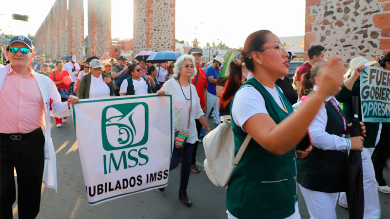 Piden a Gobierno federal atender las demandas de los trabajadores del sector salud en Querétaro 