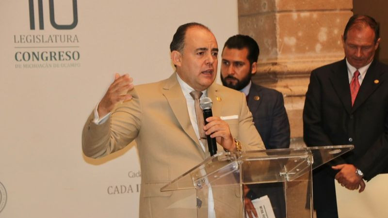 Críticas políticas no constituyen necesariamente violencia de género: Baltazar Gaona tras resolución del TEEM 
