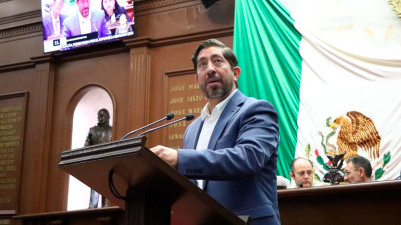 Abraham Espinoza Villa propone red de centros de acopio de aceite vegetal usado en municipios de Michoacán 