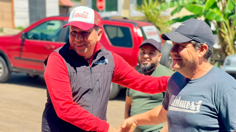 Morelianos reconocen el trabajo de Barragán: Lo hemos visto trabajar y no como otros, que solo vienen a pedir apoyo 