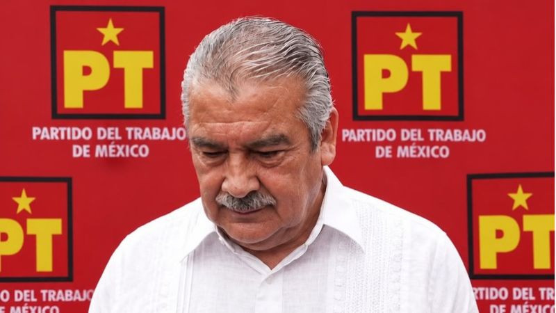 Raúl Morón el incongruente político y aferrado a gobernar Michoacán 