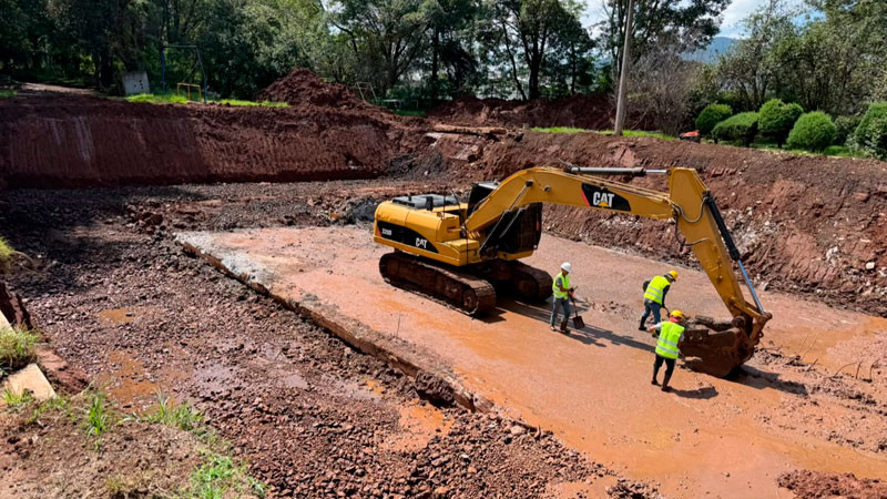 Conagua reporta 99% de avance en la rehabilitación de plantas de tratamiento en el lago de Pátzcuaro 