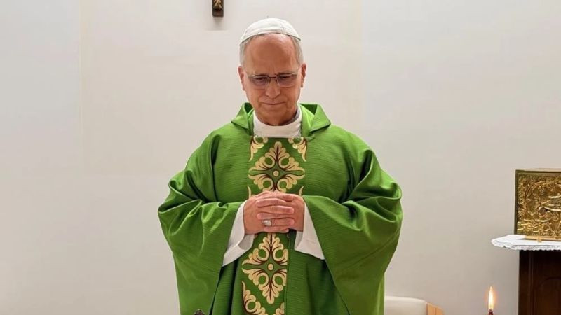 Papa León XIV pide a Putin un alto al fuego para llevar ayuda humanitaria a Ucrania 