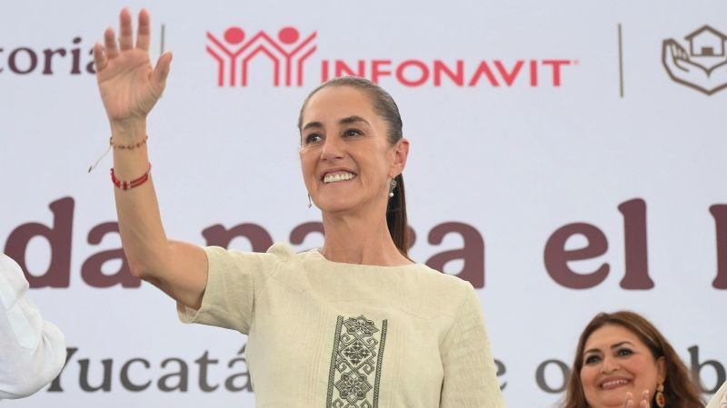 Claudia Sheinbaum entrega 432 viviendas y condona créditos del Fovissste en Yucatán 