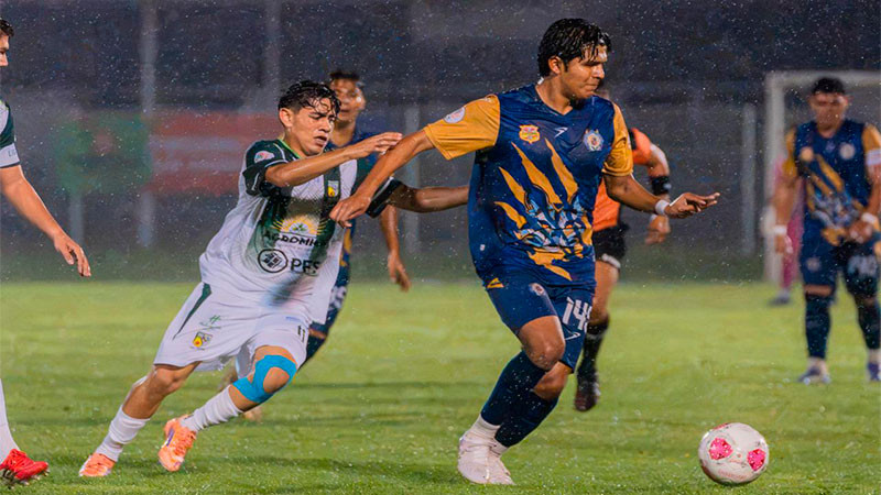 Los Zorros mantienen su paso perfecto 
