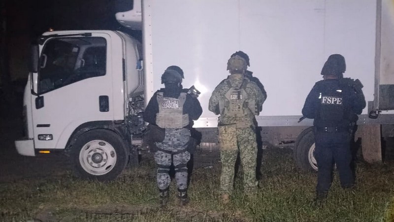 Aseguran 2 mil litros de hidrocarburo y recuperan vehículo con reporte de robo en Salamanca, Guanajuato 
