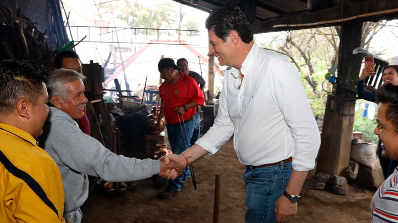 Artesanías de Santa Clara del Cobre son obras de arte: Alfonso Martínez 