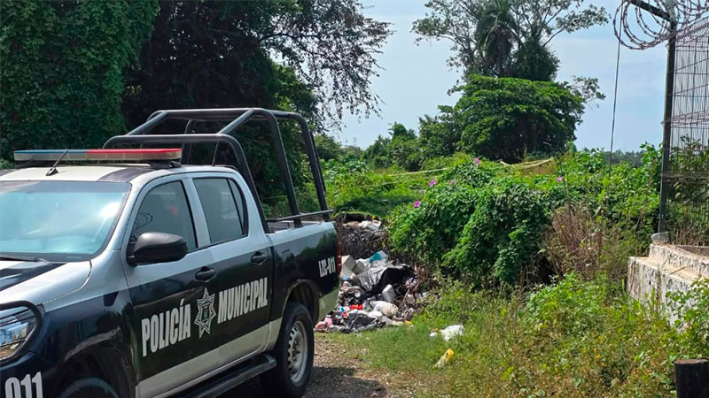 Encuentran cuerpo en avanzado estado de descomposición cerca de Playa Jardín, en Lázaro Cárdenas 