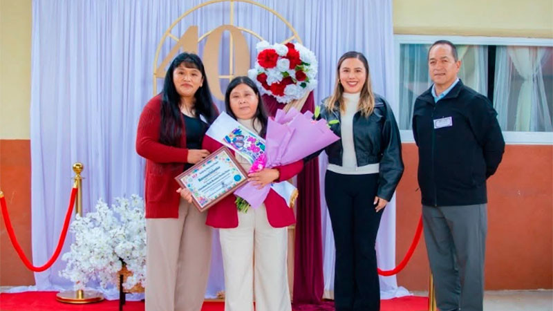  Dayana Pérez Mendoza celebra el 40 aniversario del Jardín de Niños “Jean Piaget” 