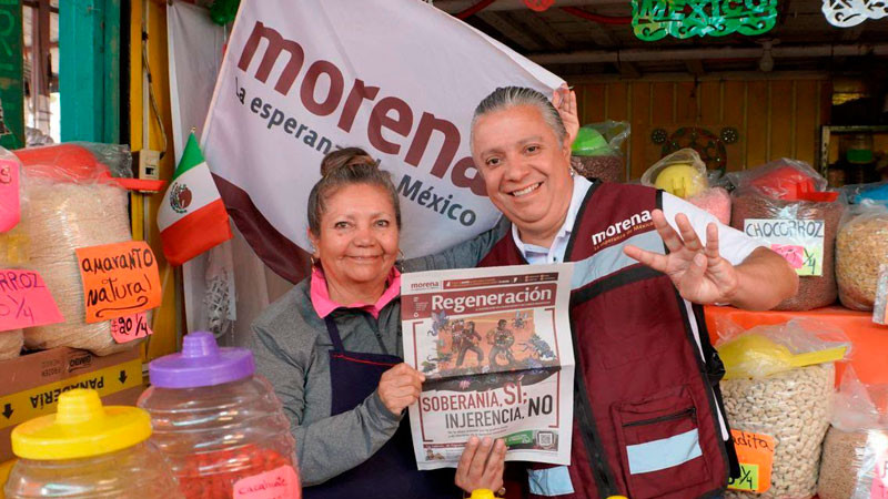 Luis Navarro lleva Barrio X Barrio a la colonia Mariano Escobedo y al Tianguis de la Feria 