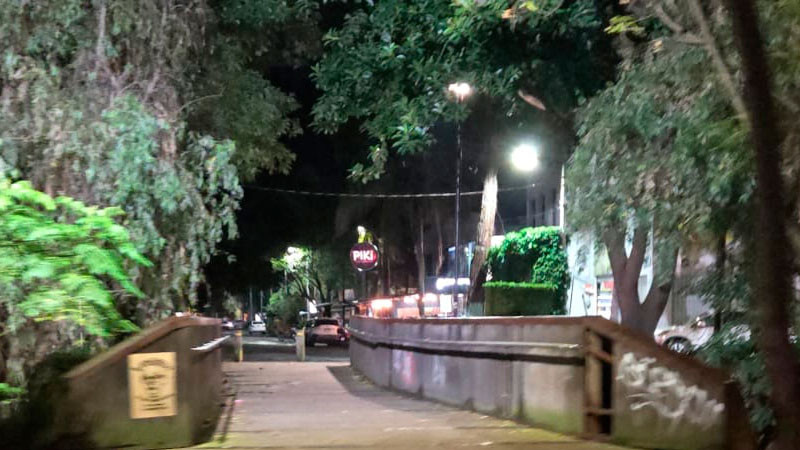 Avanza la iluminación de puentes peatonales en avenida Solidaridad 