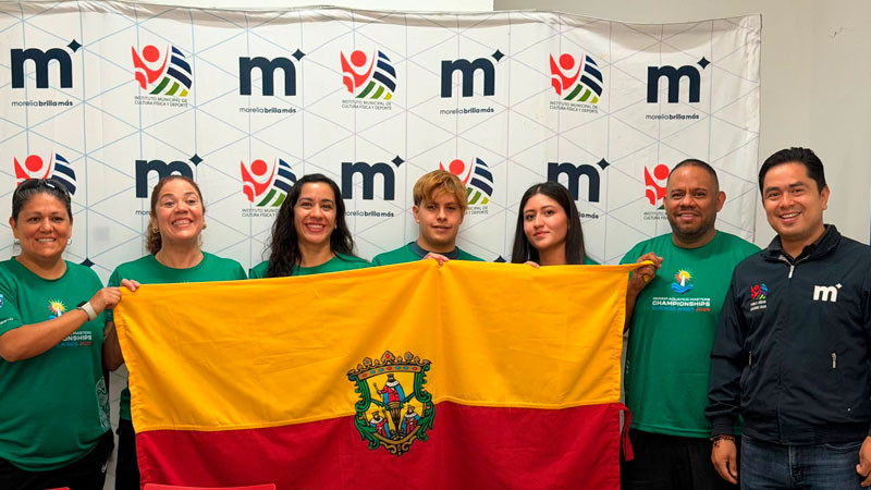 Abandera Imcufide a equipo de natación rumbo al Campeonato Panamericano 