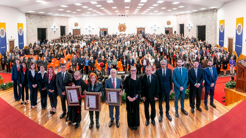 Recipiendarios del grado de Doctorado Honoris Causa, engrandecen el escudo nicolaita: Yarabí Ávila 