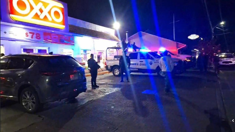 Uruapan: asaltan cuatro tiendas OXXO en menos de una hora; no hay detenidos 