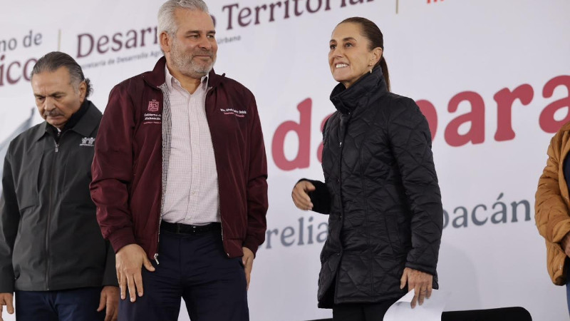 Un sueño hecho realidad; entregan Bedolla y Sheinbaum 931 viviendas a familias en Morelia 