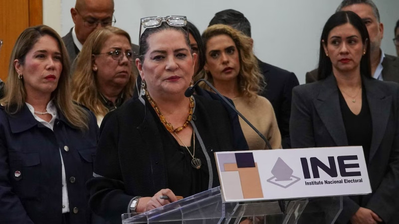París, champaña y millones en contratos: Taddei anuncia su renuncia al INE en medio del escándalo por proveedores 