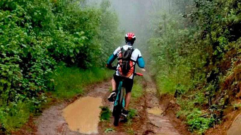 Más de 300 ciclistas participaron en el Desafío Monarca 2026 en Ocampo 