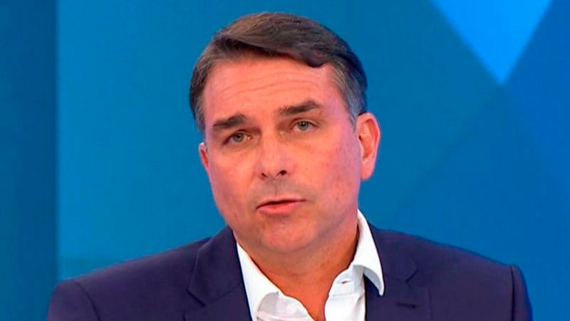 Estados Unidos abrirá sus puertas a Flávio Bolsonaro y su familia tras derrota electoral 