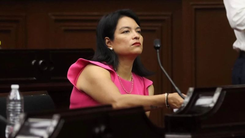 Impulsa Eréndira Isauro remuneración justa y derechos sociales para las familias artesanas 
