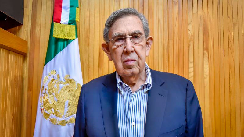 Realizan homenaje a Cuauhtémoc Cárdenas en la "mañanera" de Sheinbaum 