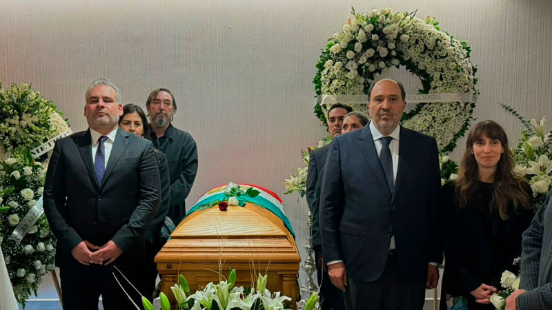 En compañía de su familia, Bedolla despide al ingeniero Cárdenas y reconoce su papel en el México moderno 
