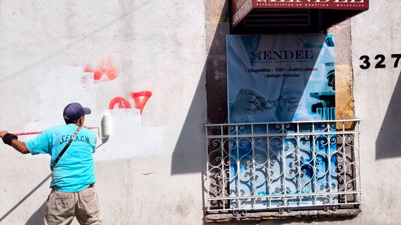 Gobierno de Morelia realiza trabajos de pintura en Ortega y Montañés y reemplazo de baldosas en Morelos Sur 