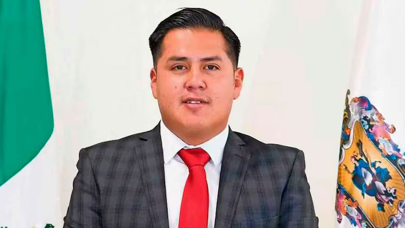 Genera controversia alcalde de Juventino Rosas por exhibir a trabajadores y aplicarles "tablazos" 